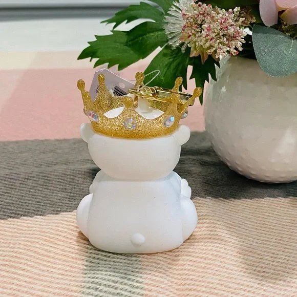 👑 Bath & Body Works Royal Polar Bear with Gold Crown Pocketbac Holder - Picture 4 of 4